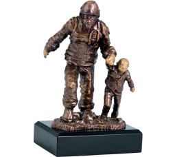 Figúrka odlievaná požiarník H-19,5cm
