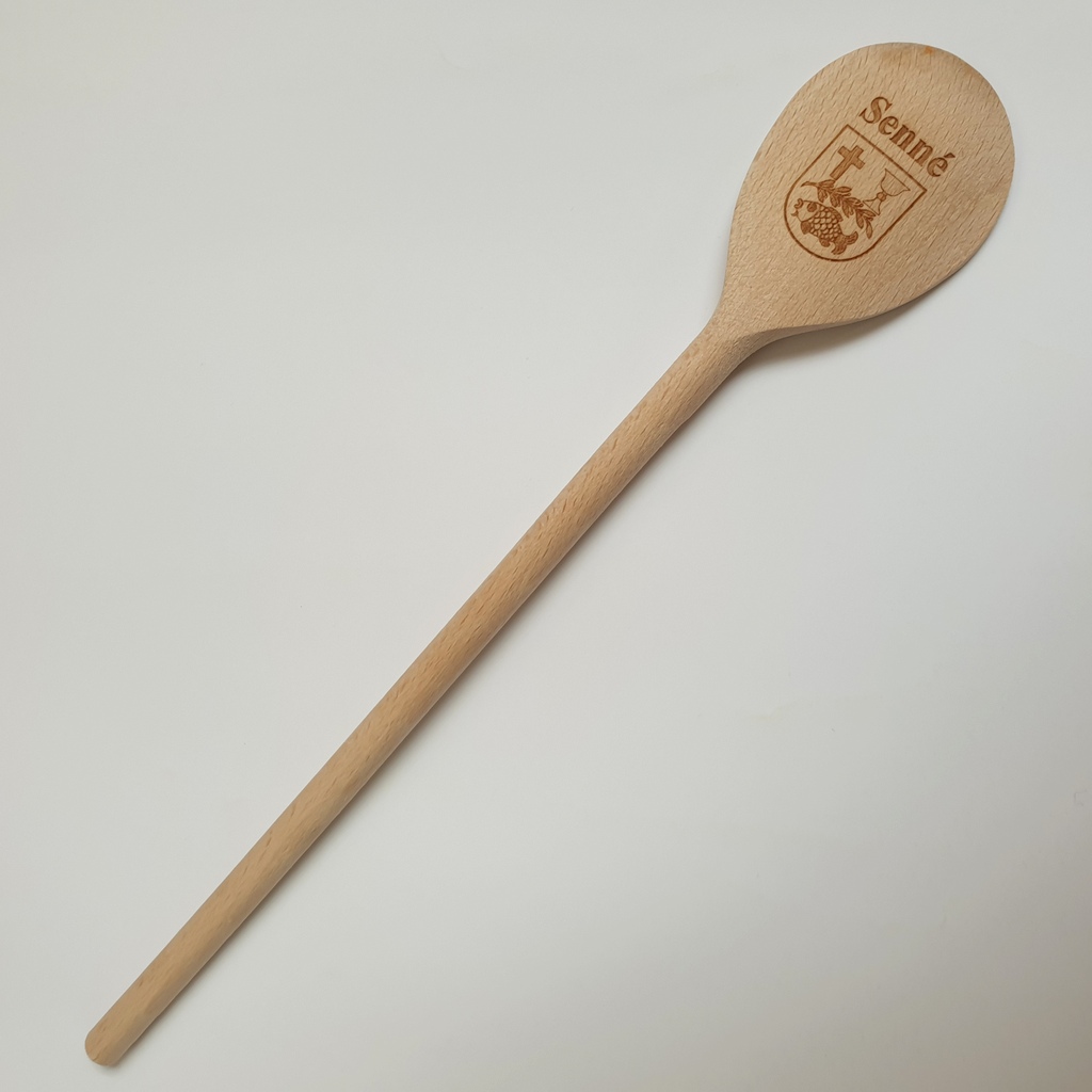 Drevená varecha s erbom obce